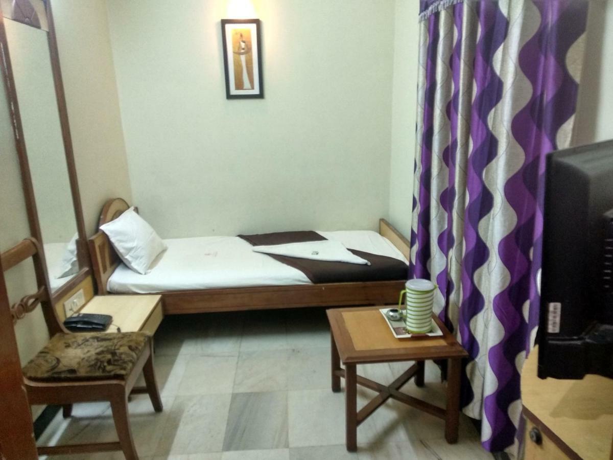 Hotel Rajwada International Belgaum Ngoại thất bức ảnh