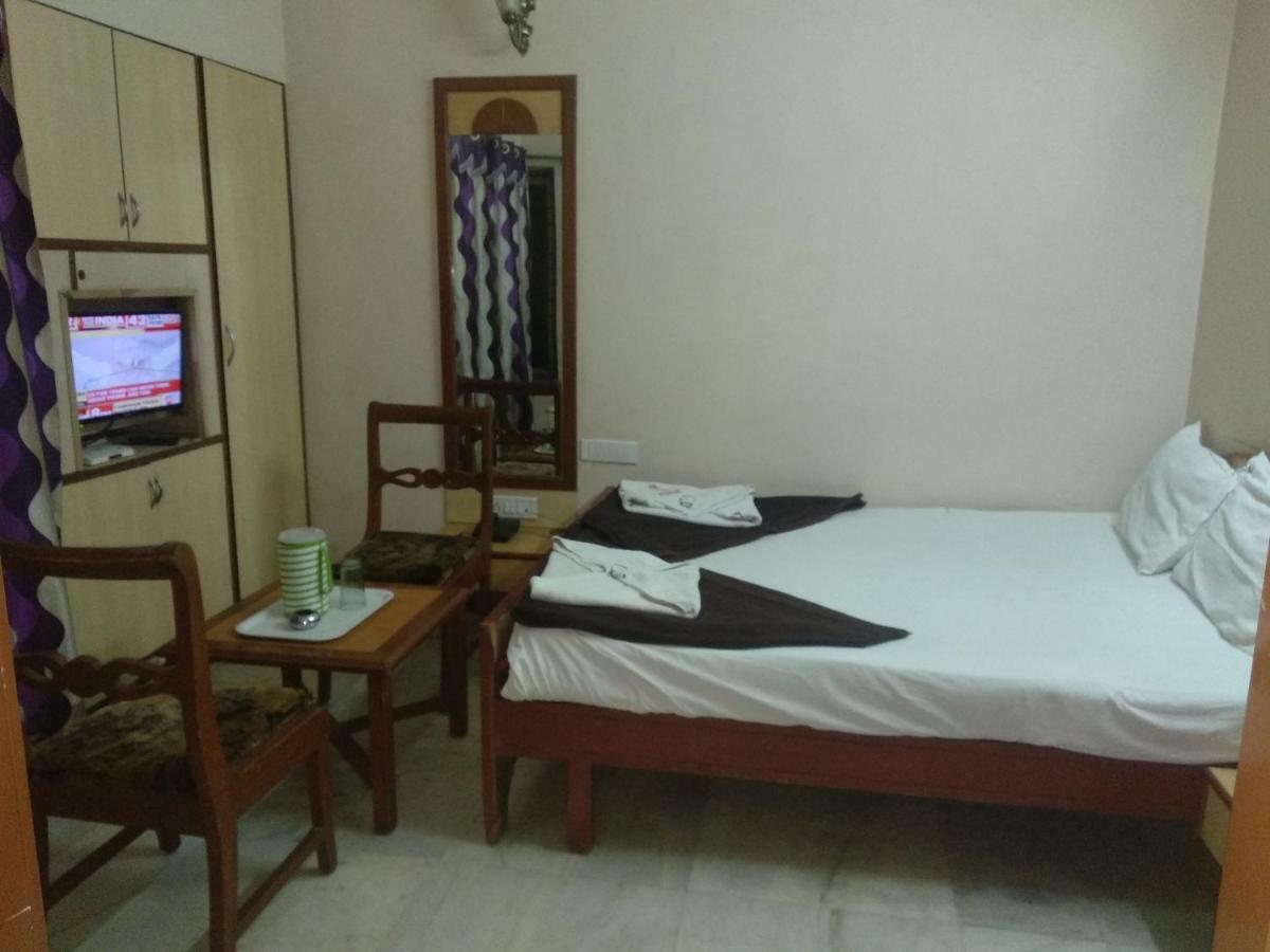 Hotel Rajwada International Belgaum Ngoại thất bức ảnh